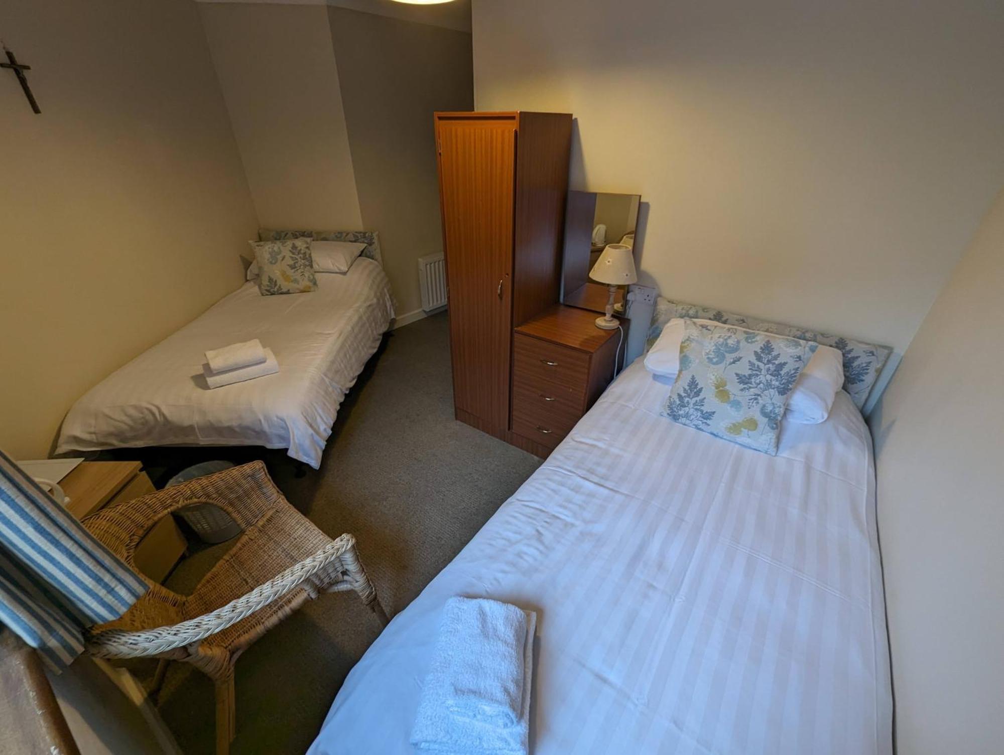 The Shrine Of Our Lady Of Walsingham Hostel Little Walsingham Buitenkant foto