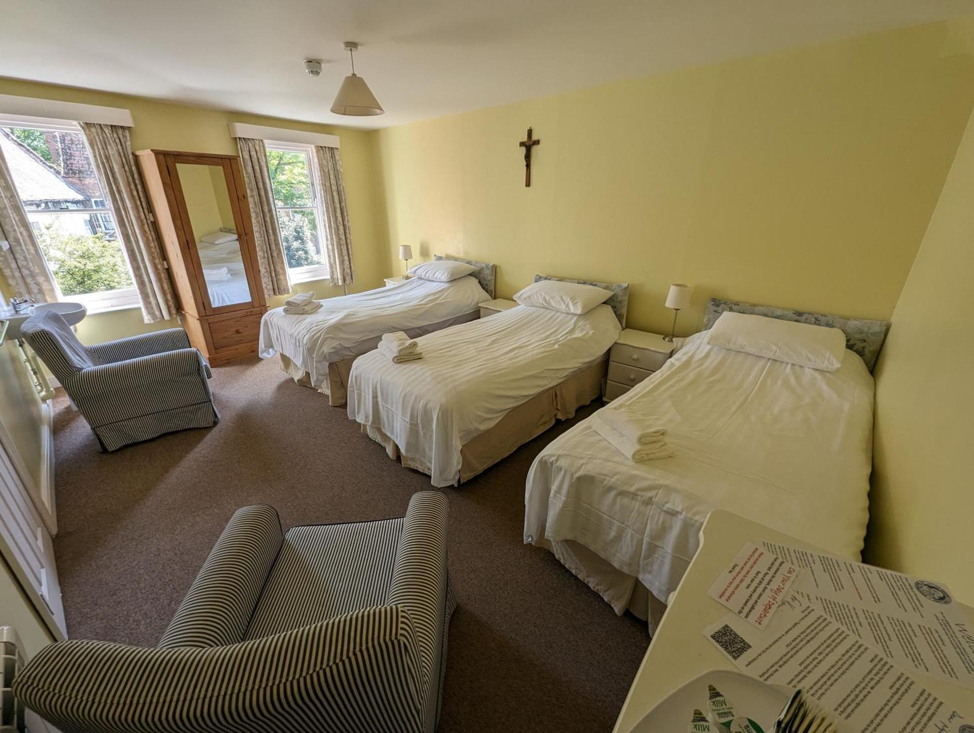 The Shrine Of Our Lady Of Walsingham Hostel Little Walsingham Buitenkant foto
