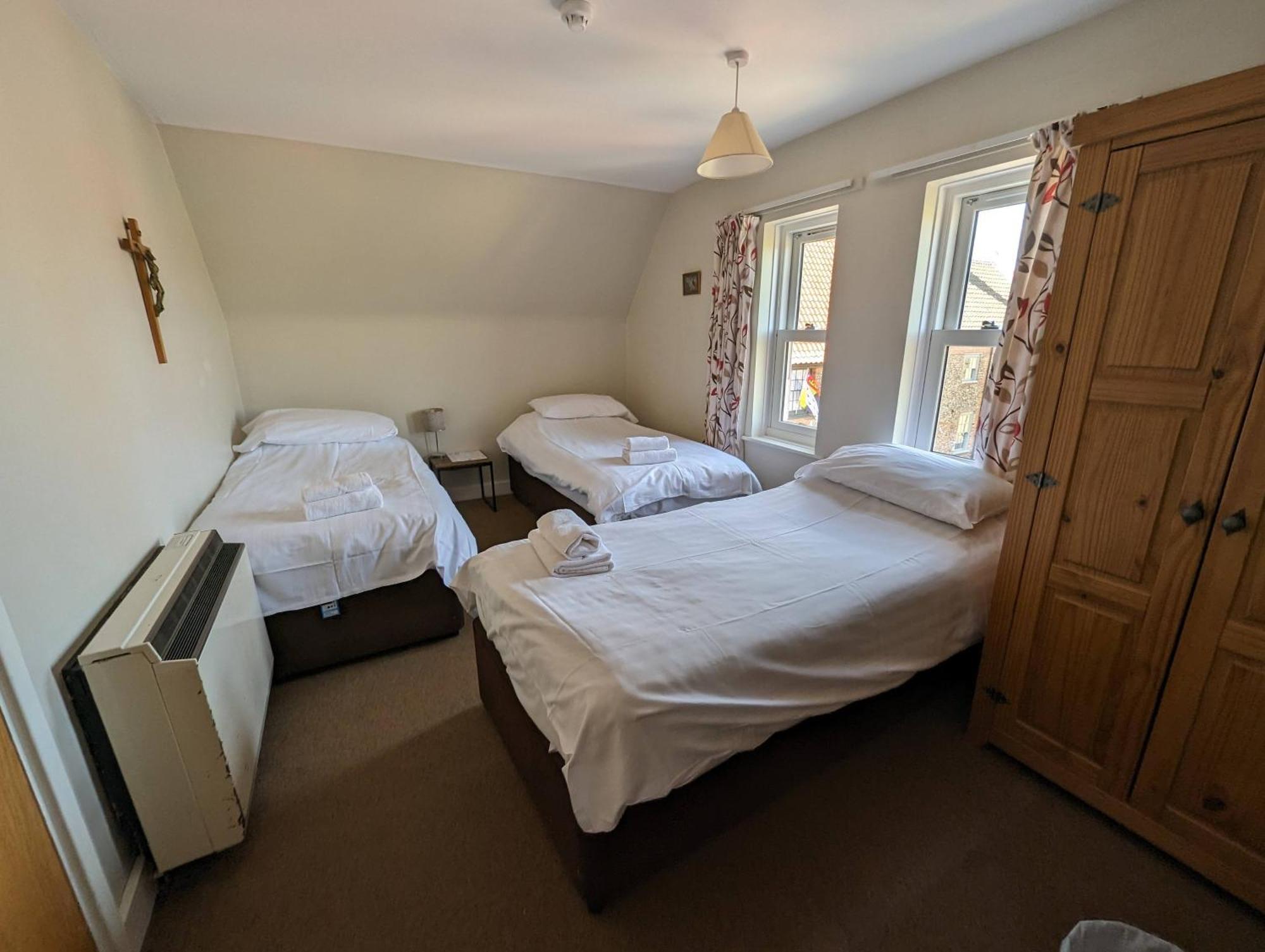 The Shrine Of Our Lady Of Walsingham Hostel Little Walsingham Buitenkant foto