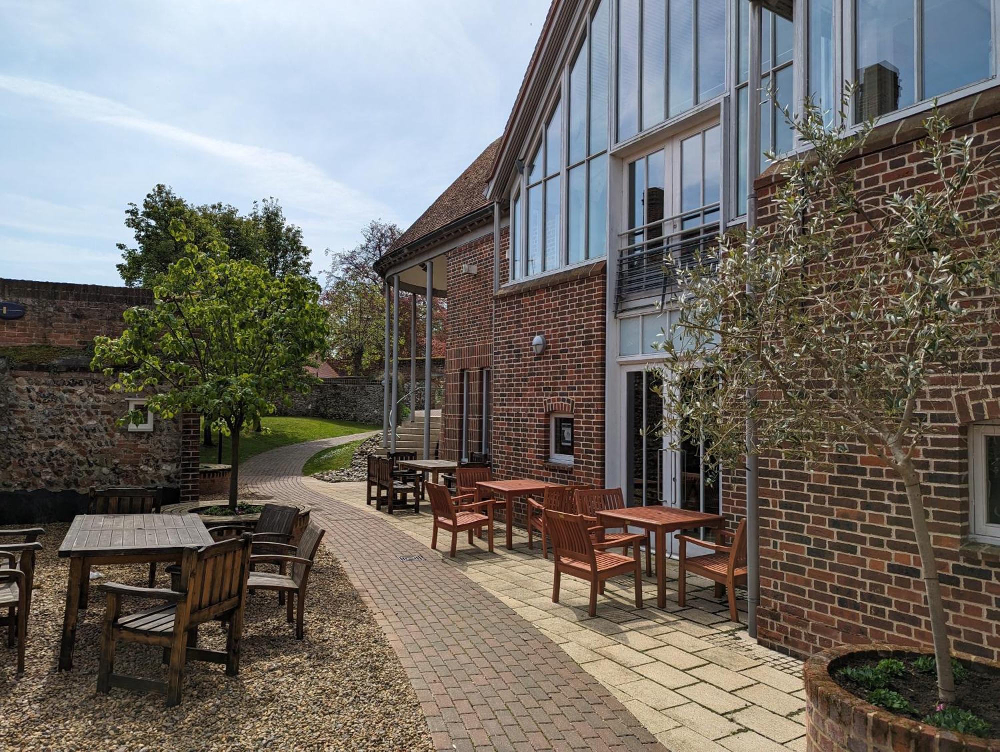 The Shrine Of Our Lady Of Walsingham Hostel Little Walsingham Buitenkant foto